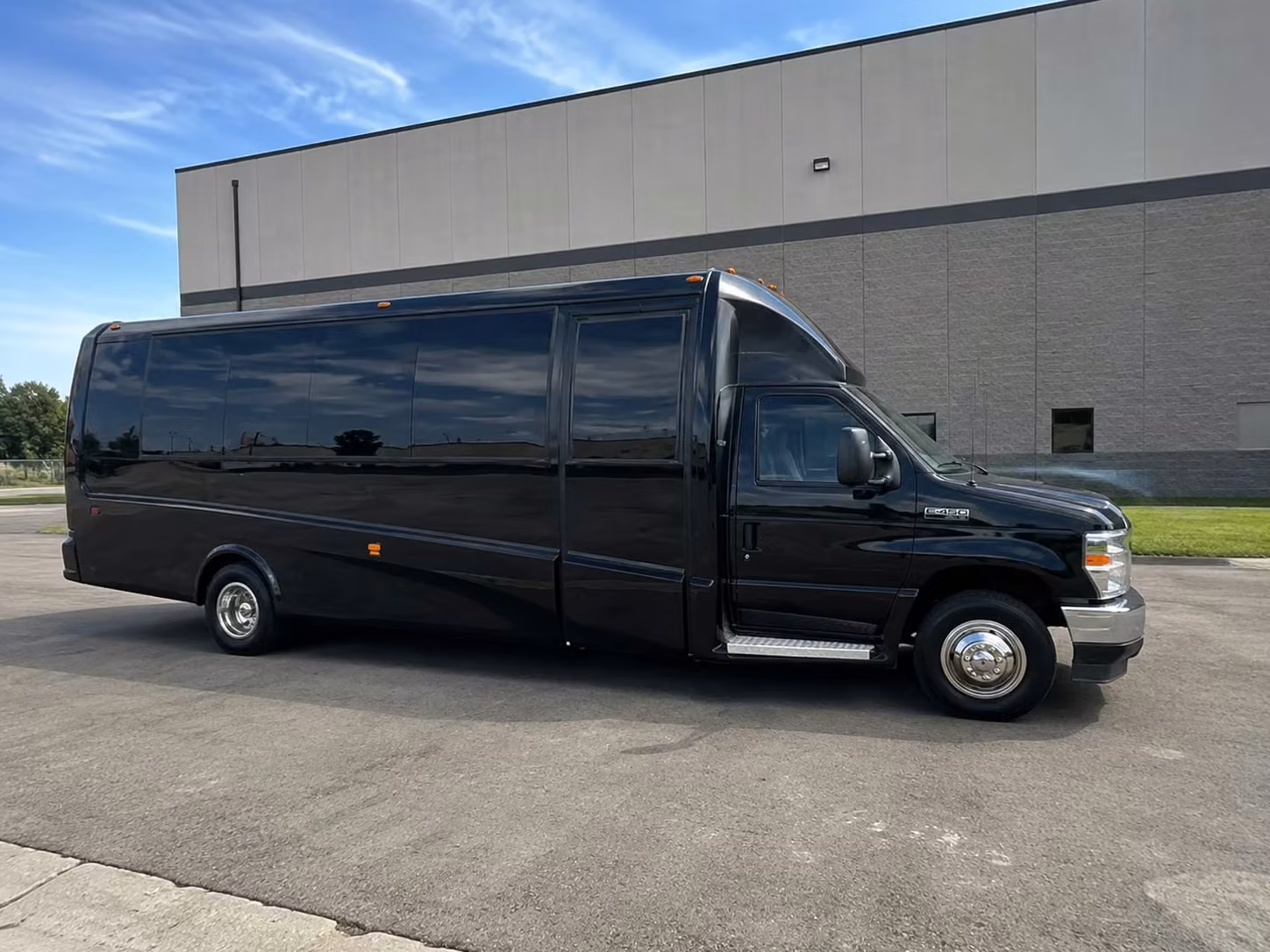 20 passenger minibus