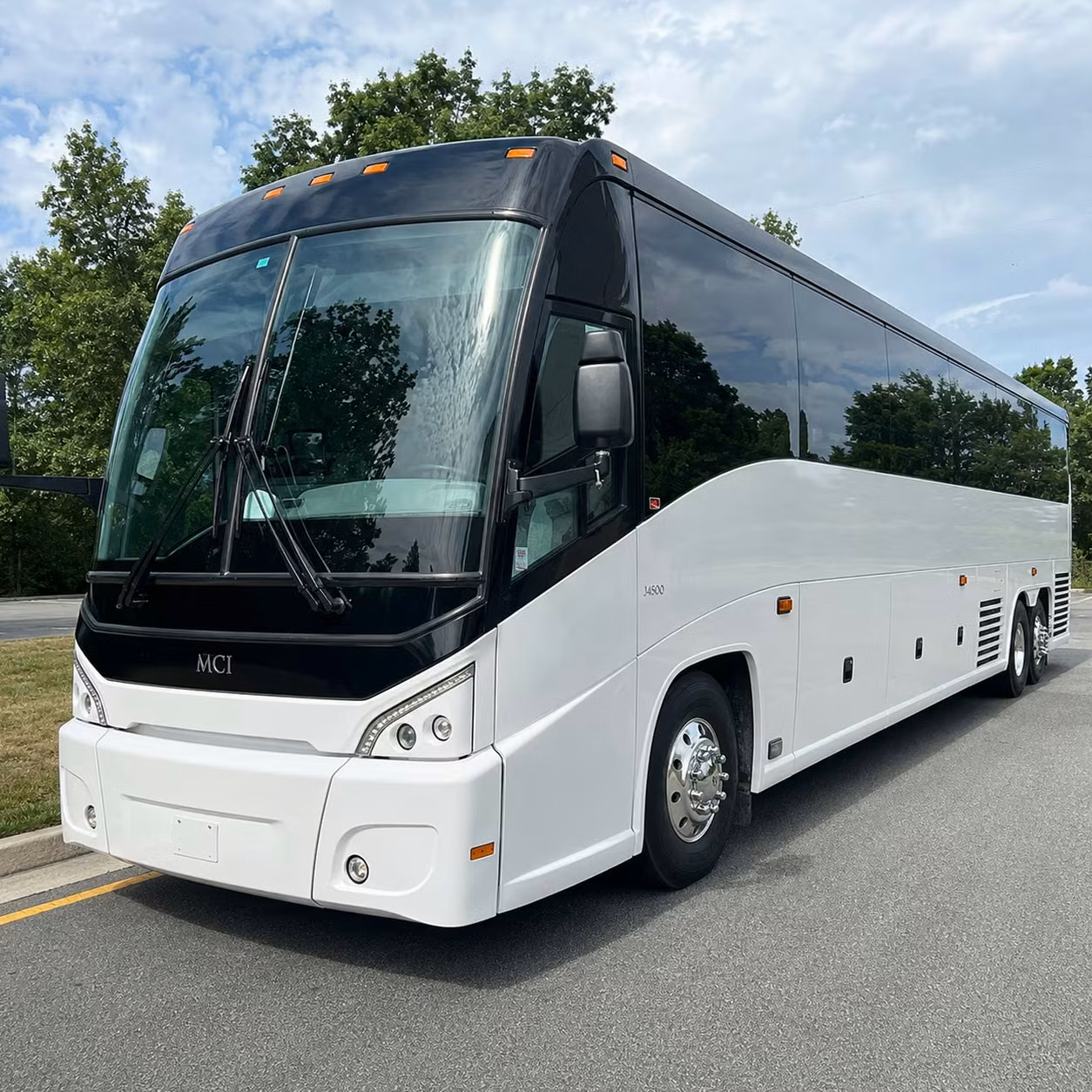 corporate conference long distance bus rentals out of wichita